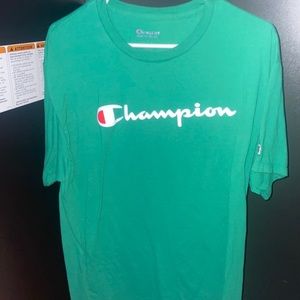 Champion T-shirt